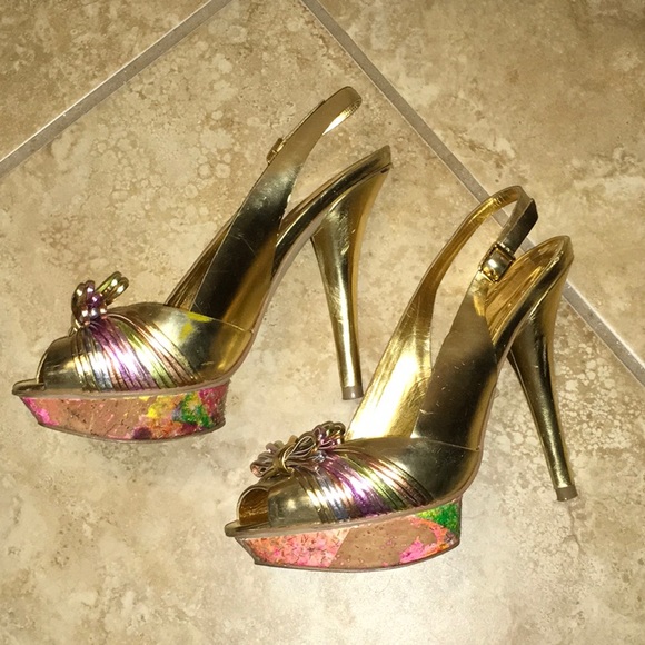 BCBGirls Gold Heels 7 - Picture 3 of 7